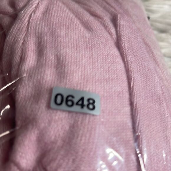 Vintage G.H. Bass & Company sweater Womens Sz M scoop neck ultra soft Hong Kong - Picture 11 of 11